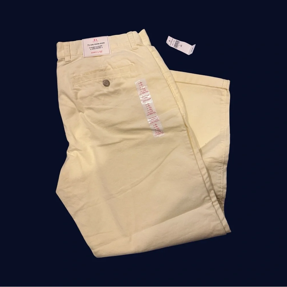 NWT GAP Girlfriend Khaki Pants - Picture 1 of 7